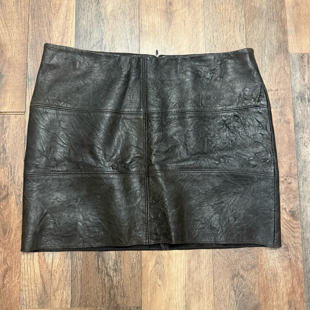 Bailey 44 black leather mini skirt size 30